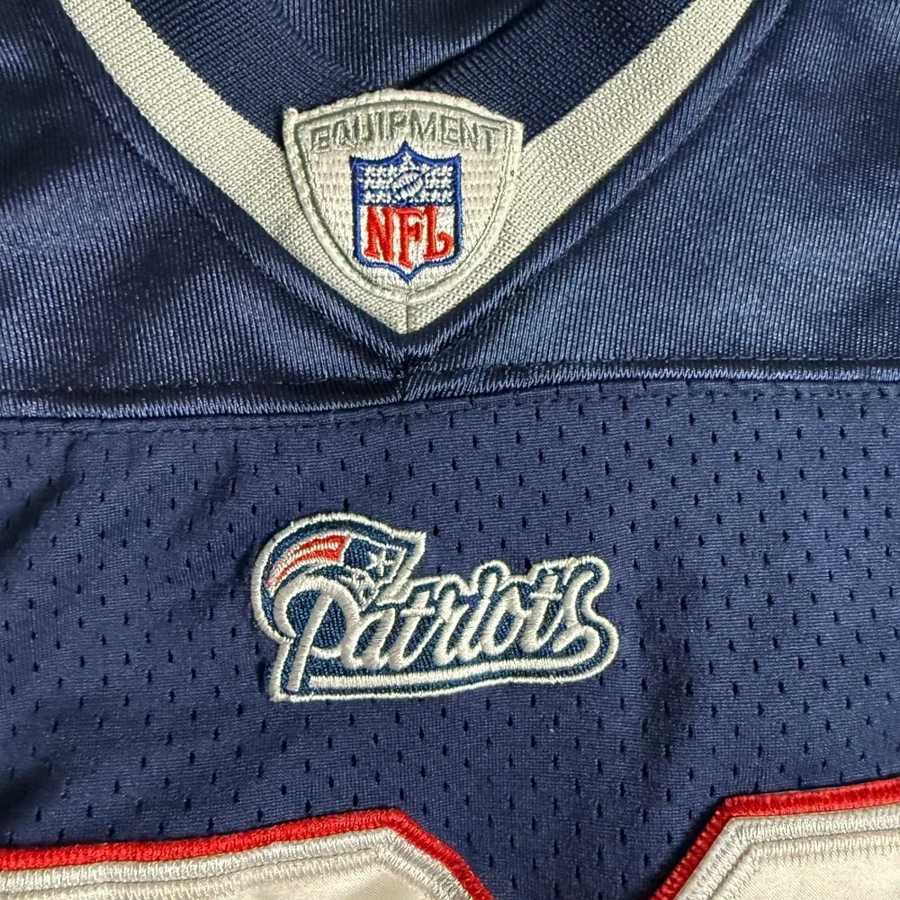 New England Patriots #81 Reebok NFL Equipment Authentic Jersey Sz‎ 52 read